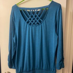 Women’s dress shirt